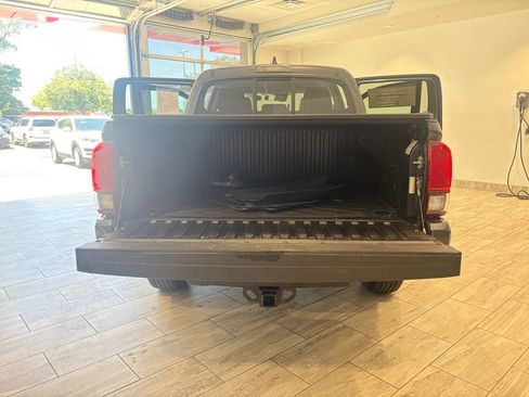 Used 2023 Toyota Tacoma SR AWD/4WD image 22