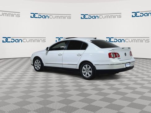 Used 2007 Volkswagen Passat 2.0T image 7