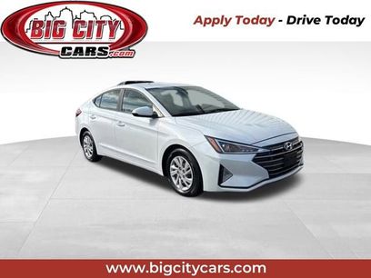 Used 2019 Hyundai Elantra SE w/ Cargo Package