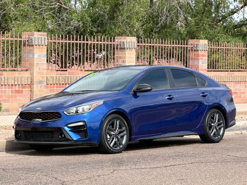 Used 2021 Kia Forte GT-Line w/ GT-Line Premium Package image 1