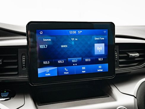 Used 2021 Ford Explorer XLT image 33