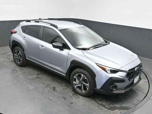 Used 2025 Subaru Crosstrek 2.0i Premium w/ Crosstrek Mirror Package image 31