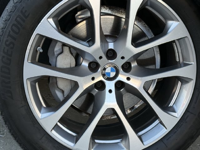 Used 2023 BMW X5 xDrive40i w/ Premium Package AWD/4WD image 12