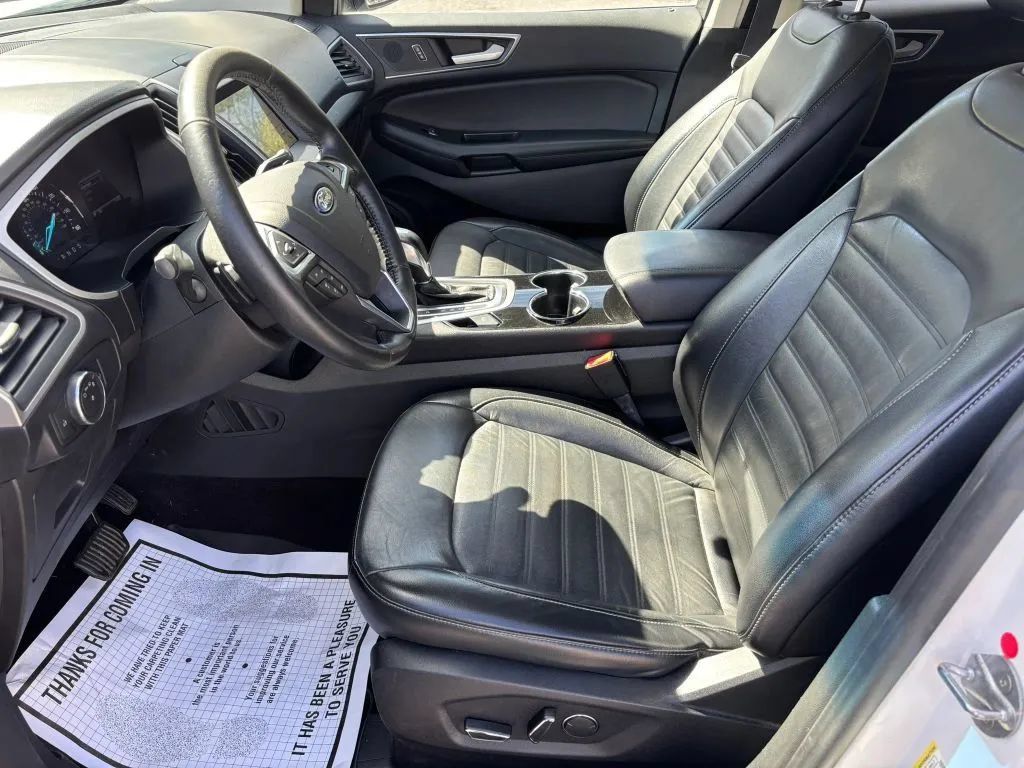 Used 2017 Ford Edge SEL w/ Equipment Group 201A AWD/4WD image 10