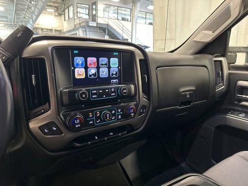 Used 2018 Chevrolet Silverado 1500 LT w/ Max Trailering Package image 20