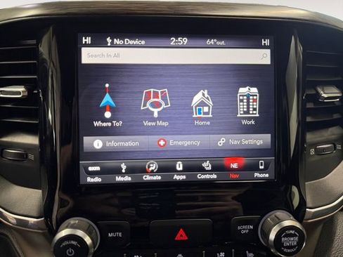 Used 2019 RAM 1500 Laramie image 12