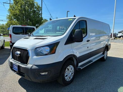 Certified 2025 Ford Transit 250 Low Roof w/ Exterior Upgrade Package RWD image 7