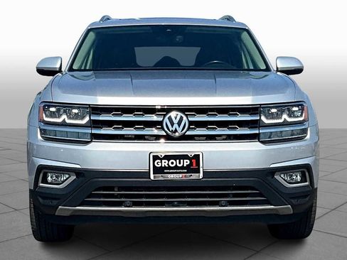 Used 2019 Volkswagen Atlas SEL Premium image 3