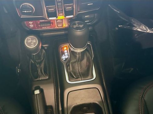 Used 2026 Jeep Wrangler Unlimited Rubicon image 17