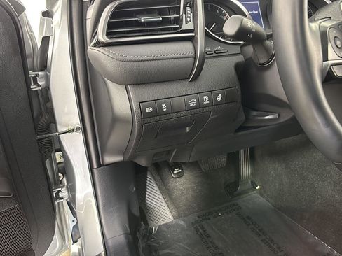 Used 2022 Toyota Camry LE w/ Cold Weather Package image 30