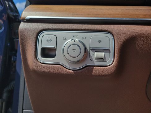 Certified 2026 Mercedes-Benz GLE 450 4MATIC image 24