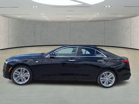 Used 2025 Cadillac CT4 Premium Luxury RWD image 2