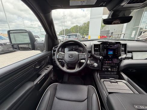 New 2026 RAM 1500 Limited AWD/4WD image 10