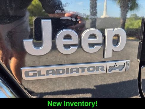 Used 2021 Jeep Gladiator Sport w/ Quick Order Package 24Q 80Th AWD/4WD image 11