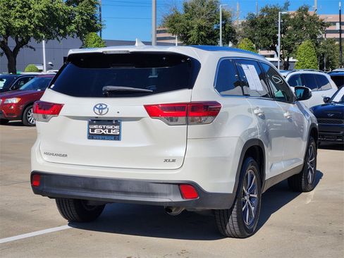 Used 2019 Toyota Highlander XLE image 7