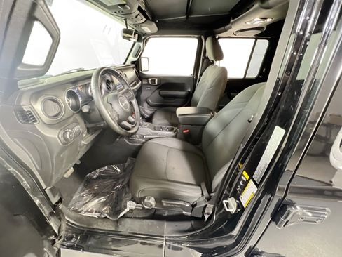 Used 2022 Jeep Wrangler Unlimited Sport AWD/4WD image 20