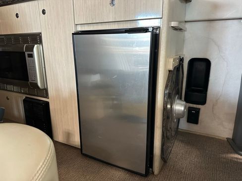 Used 2013 Mercedes-Benz Sprinter 3500 image 6