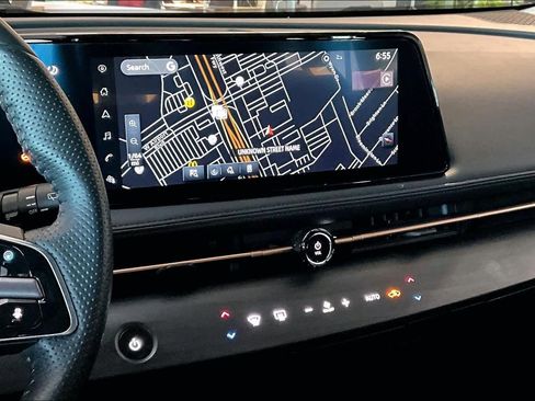 Certified 2024 Nissan Ariya FWD image 5