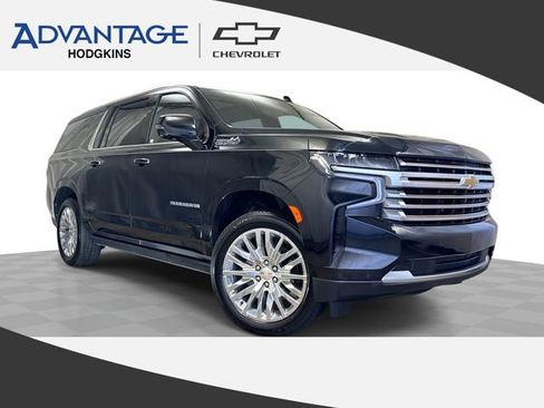 Used 2023 Chevrolet Suburban High Country AWD/4WD image 1