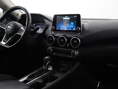 Used 2022 Nissan Sentra SV image 14