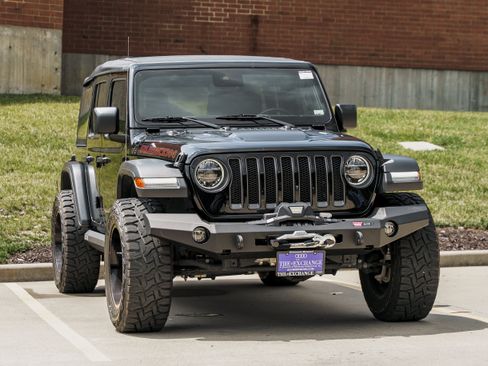 Used 2020 Jeep Wrangler Unlimited Rubicon w/ Quick Order Package 28Y Recon AWD/4WD image 2