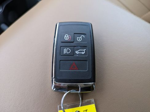 Used 2023 Land Rover Range Rover Autobiography AWD/4WD image 36