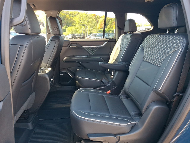 Used 2026 GMC Acadia Denali w/ Super Cruise Package AWD/4WD image 18