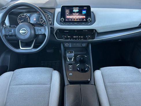 Used 2023 Nissan Rogue SV FWD image 12