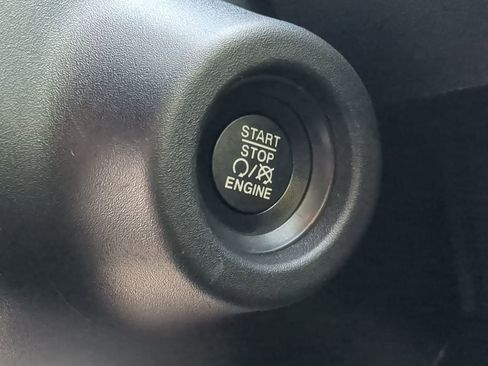 Used 2025 RAM ProMaster 2500 w/ U-Haul Equipment Group FWD image 65