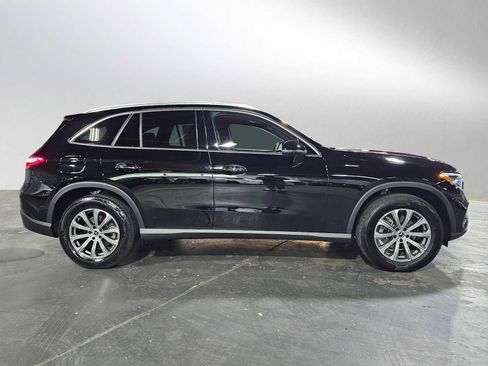 Certified 2026 Mercedes-Benz GLC 300 4MATIC image 2