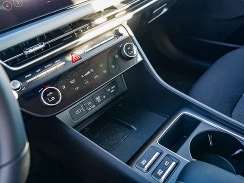 New 2025 Hyundai Sonata SEL image 25