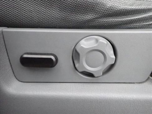 Used 2014 Ford F150 XLT w/ XTR Package image 11