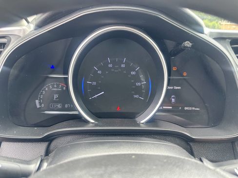 Used 2019 Honda Fit EX image 28
