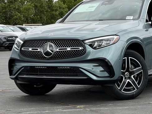 New 2026 Mercedes-Benz GLC 300 image 3