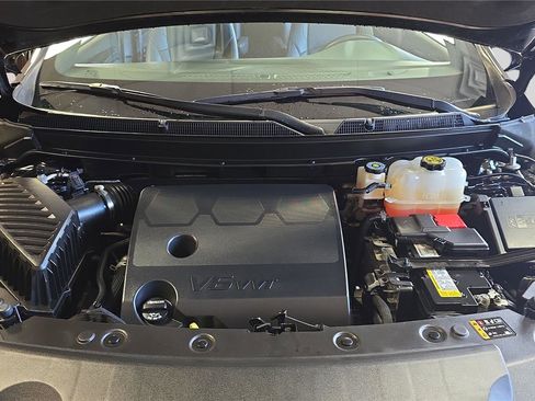 Used 2023 Buick Enclave Essence w/ LPO, Touring Package image 24