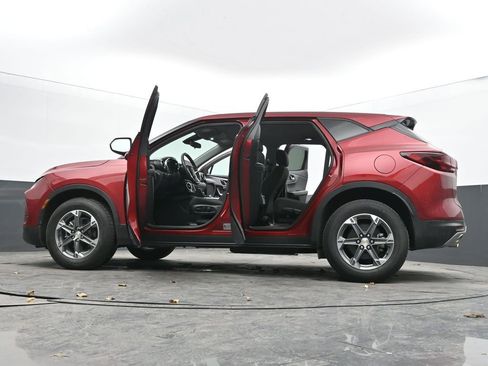 Used 2025 Chevrolet Blazer LT image 72