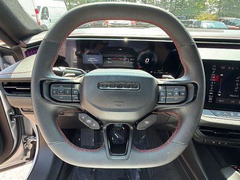Used 2024 Dodge Charger Daytona R/T w/ Plus Group AWD/4WD image 24