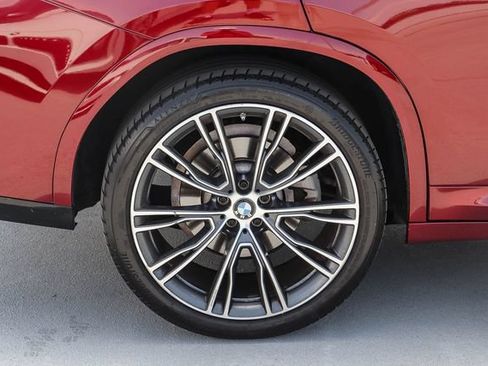 Used 2022 BMW X4 xDrive30i w/ M Sport Package 2 AWD/4WD image 9