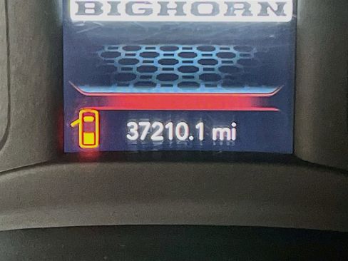 Used 2024 RAM 2500 Big Horn AWD/4WD image 12