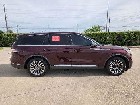 Used 2022 Lincoln Aviator Reserve w/ Elements Package Plus RWD image 4