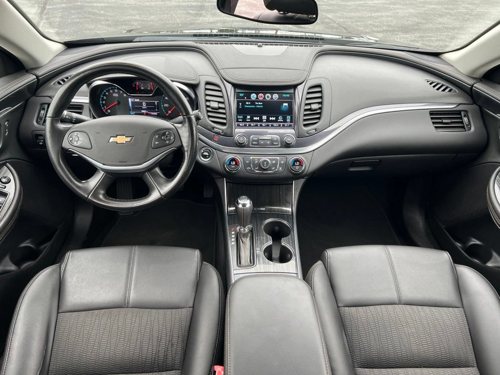 Used 2018 Chevrolet Impala LT FWD image 21