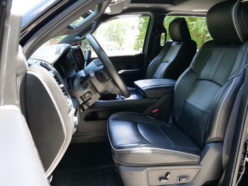 Used 2024 RAM 3500 Limited AWD/4WD image 3