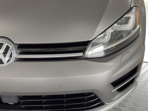 Used 2016 Volkswagen Golf 4-Door AWD/4WD image 11