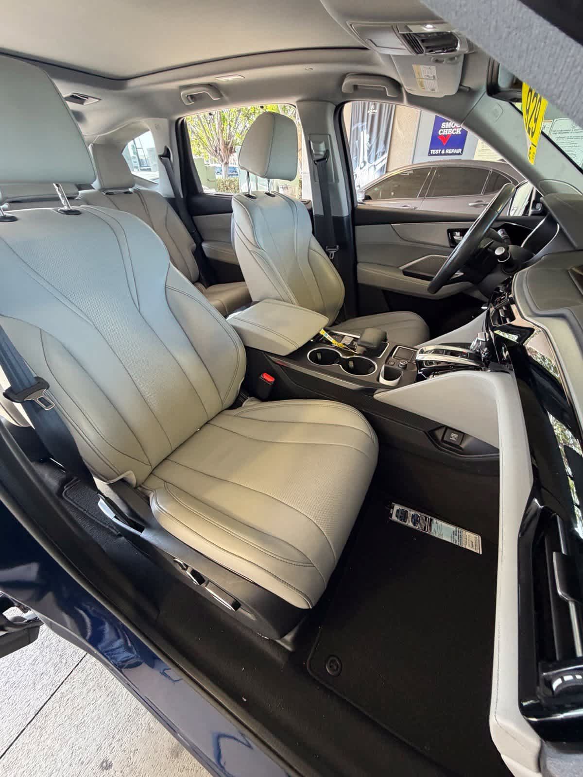 Used 2024 Acura MDX w/ Technology Package AWD/4WD image 9