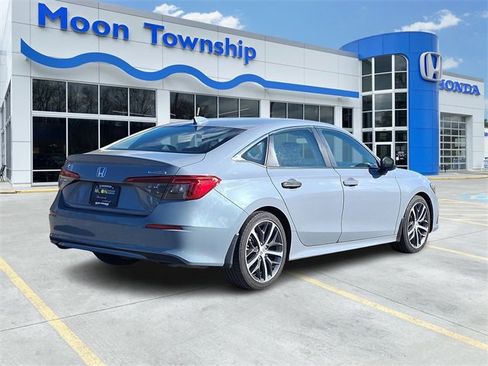 Used 2024 Honda Civic Touring image 6