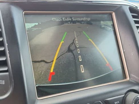 Used 2017 Jeep Grand Cherokee Limited AWD/4WD image 31