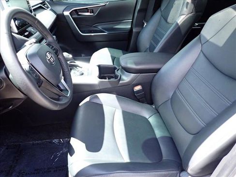 Used 2022 Toyota RAV4 XLE Premium AWD/4WD image 13