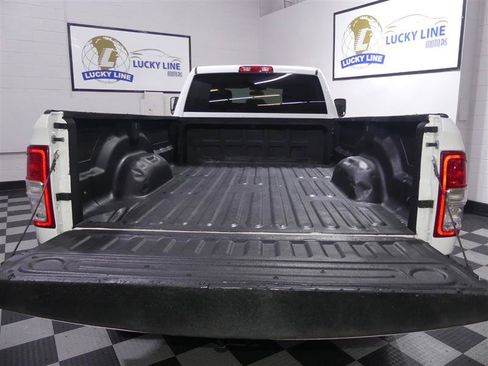 Used 2019 RAM 2500 Tradesman AWD/4WD image 11