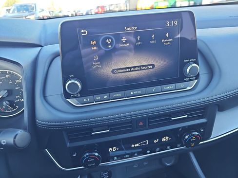 Used 2026 Nissan Rogue SV w/ SV Premium Package image 33