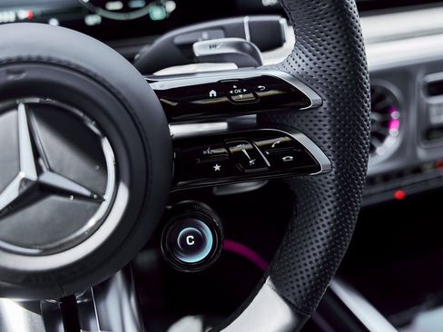 Used 2025 Mercedes-Benz G 63 AMG G 63 AMG image 61